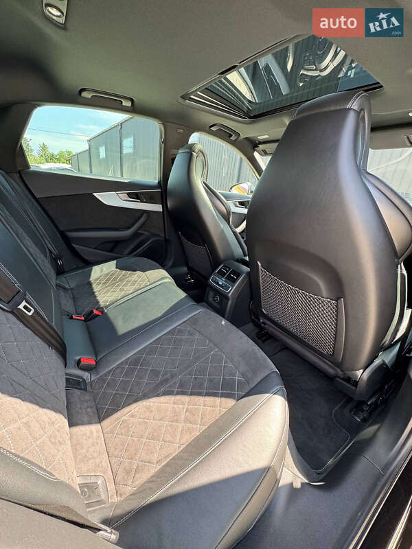 Седан Audi S4 2019 в Коломые