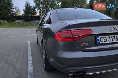 Седан Audi S4 2014 в 