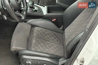 Седан Audi S4 2017 в 