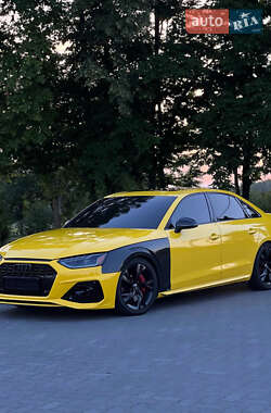 Седан Audi S4 2020 в Коломые
