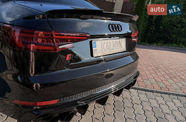 Седан Audi S4 2016 в 