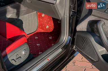 Седан Audi S4 2016 в 