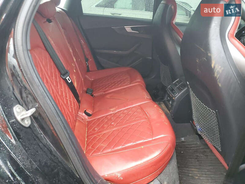 Седан Audi S4 2019 в Одесі