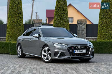Седан Audi S4 2022 в Івано-Франківську