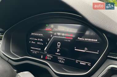 Седан Audi S4 2022 в 