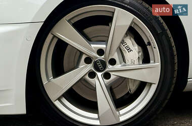 Седан Audi S4 2020 в 