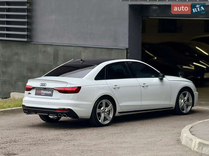 Седан Audi S4 2020 в Харькове
