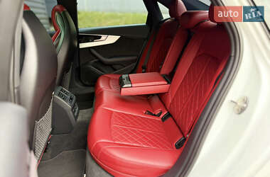 Седан Audi S4 2020 в 