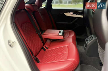 Седан Audi S4 2020 в 