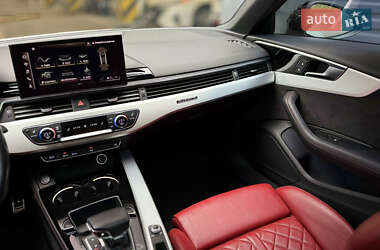 Седан Audi S4 2020 в 