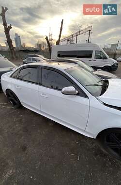 Седан Audi S4 2013 в 