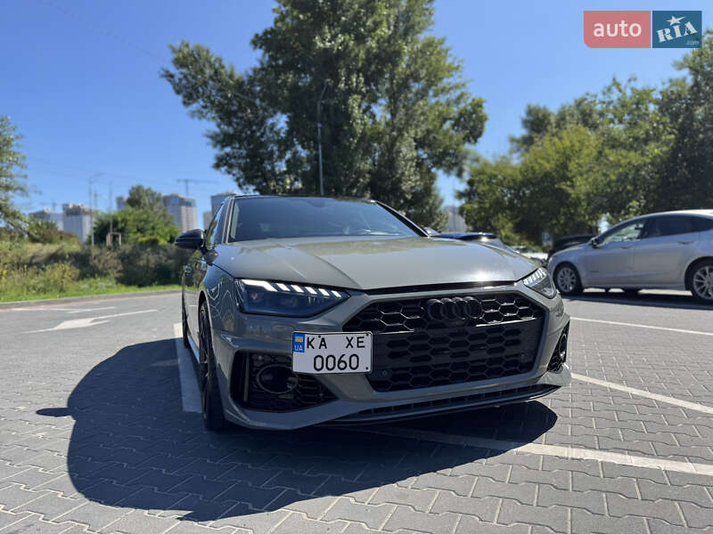 Седан Audi S4 2018 в Киеве