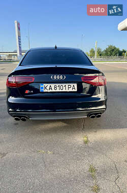 Седан Audi S4 2014 в 