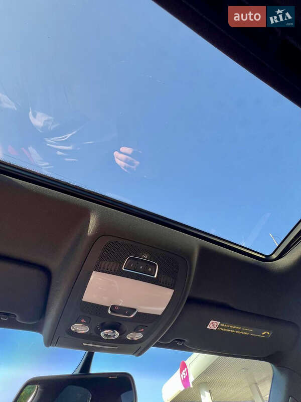 Седан Audi S4 2014 в Киеве