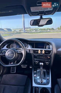 Седан Audi S4 2014 в 