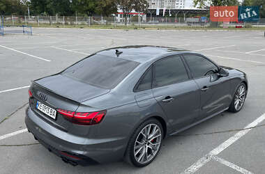 Седан Audi S4 2022 в Дніпрі