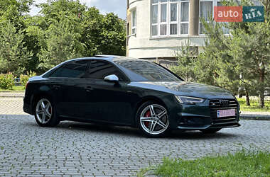 Седан Audi S4 2018 в Ивано-Франковске