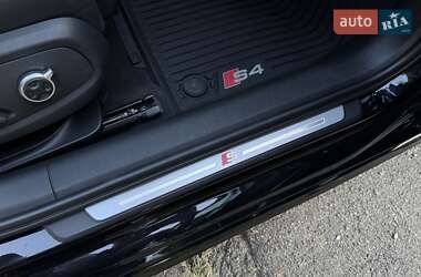 Седан Audi S4 2019 в 