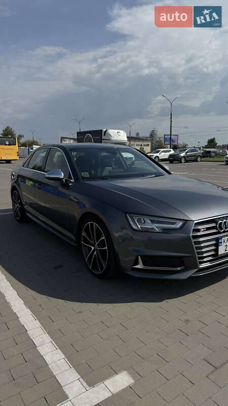 Седан Audi S4 2017 в Белой Церкви