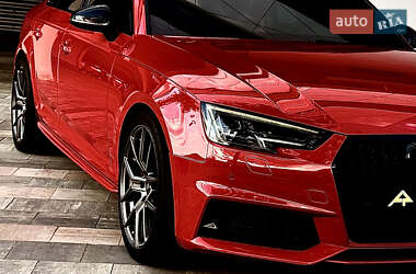Седан Audi S4 2017 в Киеве
