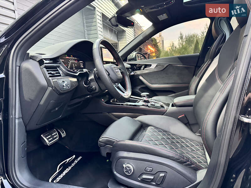 Седан Audi S4 2022 в Киеве