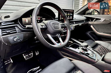 Седан Audi S4 2022 в 