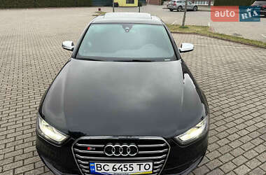 Седан Audi S4 2012 в 