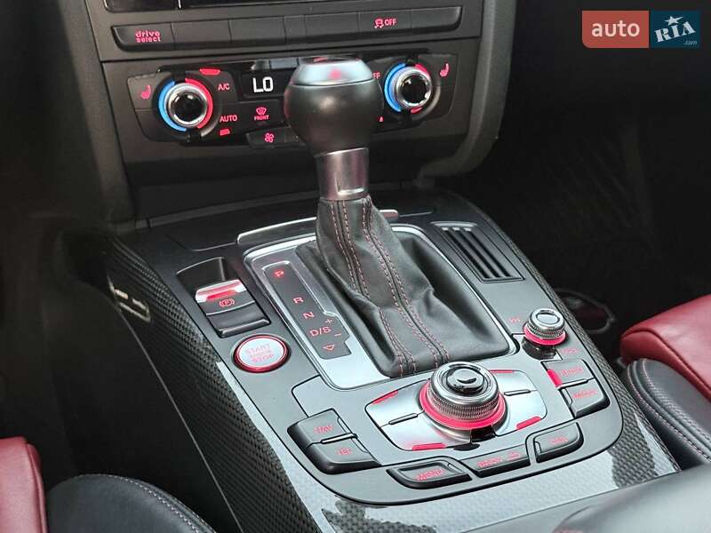 Седан Audi S4 2015 в Харькове