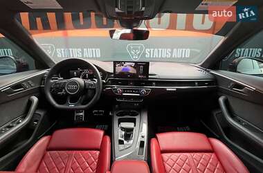 Седан Audi S4 2019 в 