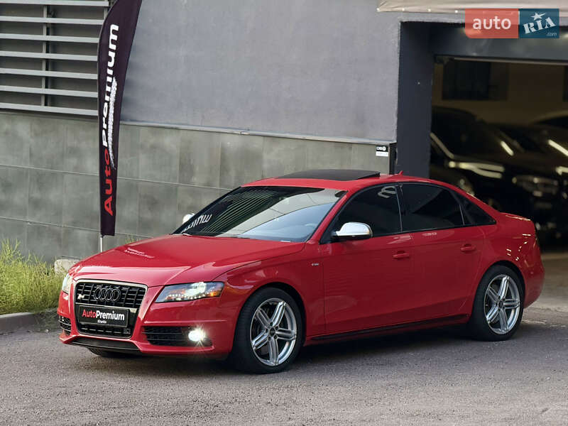 Седан Audi S4 2010 в Харькове
