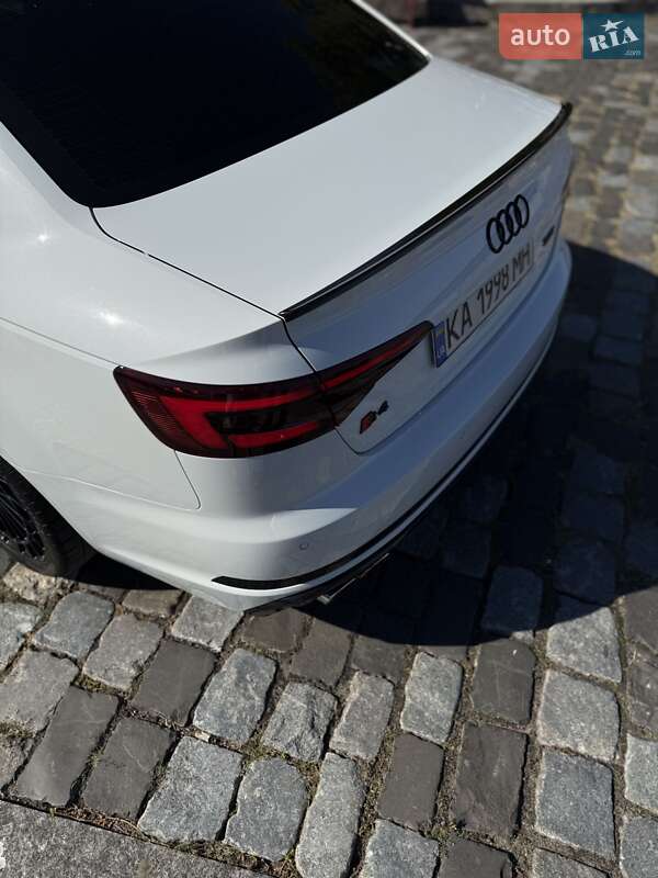 Седан Audi S4 2016 в Киеве фото 22 Седан Audi S4 2016 в Киеве