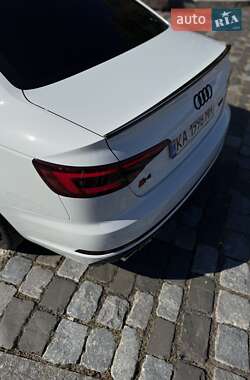 Седан Audi S4 2016 в 