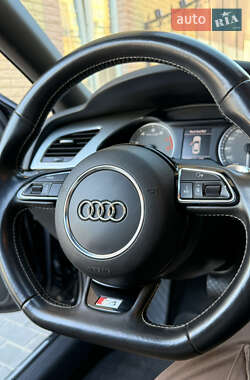 Седан Audi S4 2012 в 