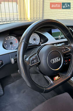 Седан Audi S4 2012 в 