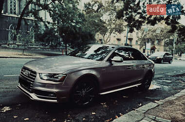 Седан Audi S4 2013 в 
