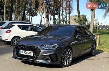 Седан Audi S4 2023 в 