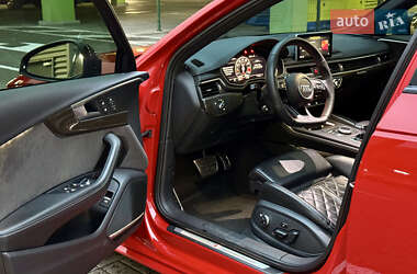 Седан Audi S4 2017 в 