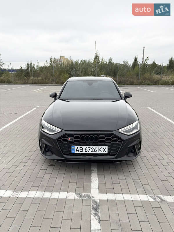 Седан Audi S4 2020 в Виннице