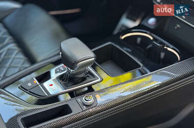 Седан Audi S4 2022 в 