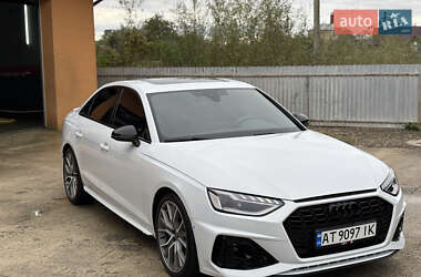 Седан Audi S4 2022 в 