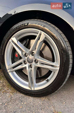 Седан Audi S4 2018 в Луцьку