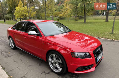 Седан Audi S4 2010 в  фото 12 Седан Audi S4 2010 в