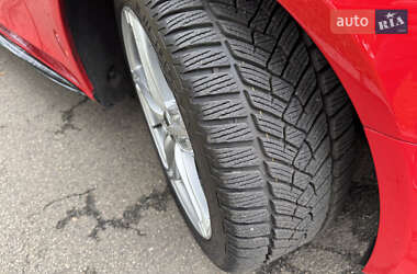 Седан Audi S4 2010 в  фото 72 Седан Audi S4 2010 в