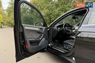 Седан Audi S4 2012 в  фото 28 Седан Audi S4 2012 в