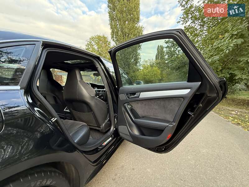Седан Audi S4 2012 в Одессе
