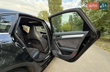 Седан Audi S4 2012 в  фото 67 Седан Audi S4 2012 в
