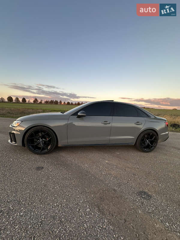 Седан Audi S4 2021 в Одессе