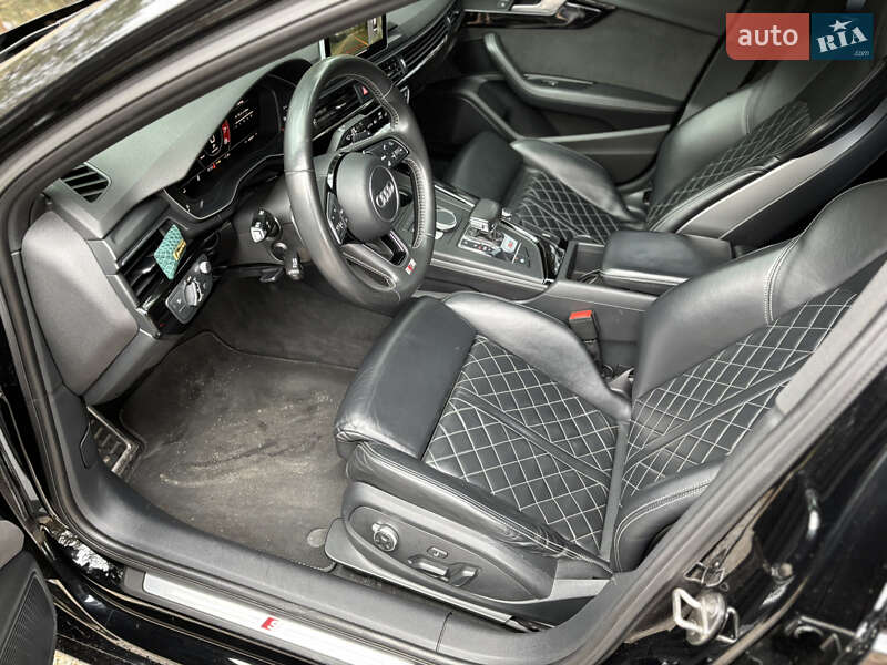 Седан Audi S4 2017 в Киеве фото 10 Седан Audi S4 2017 в Киеве
