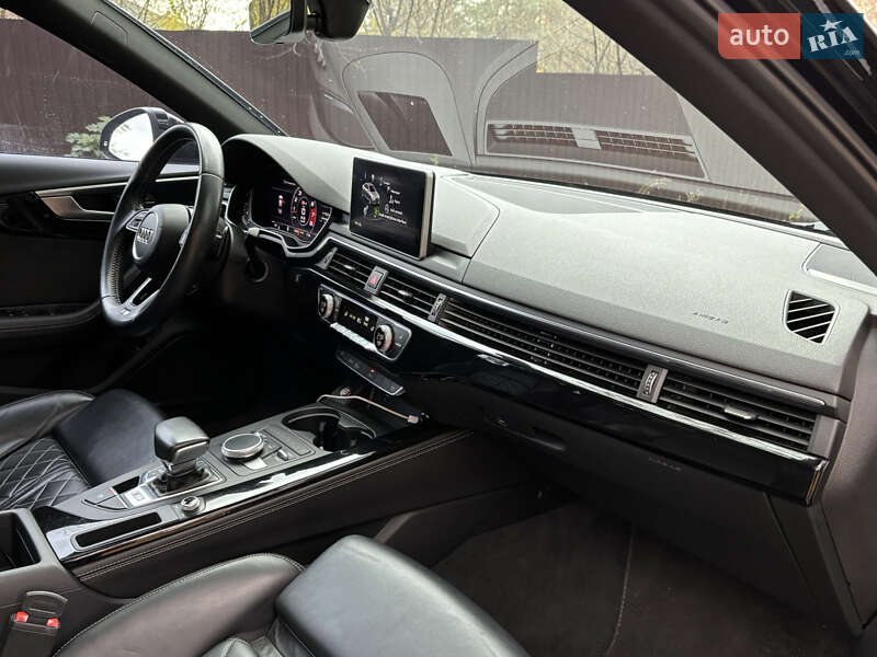 Седан Audi S4 2017 в Киеве фото 26 Седан Audi S4 2017 в Киеве