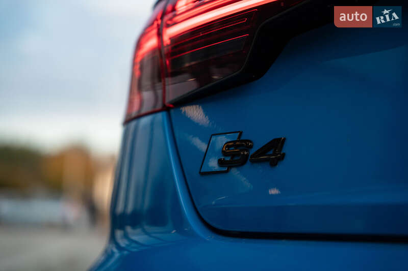 Седан Audi S4 2020 в Черновцах фото 12 Седан Audi S4 2020 в Черновцах